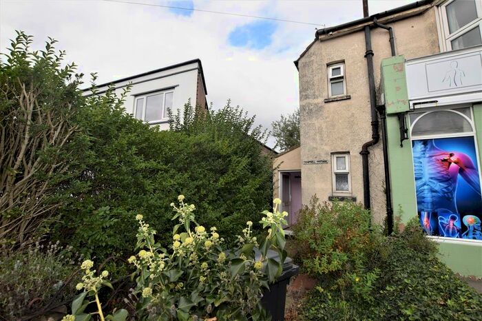 2 Bedroom End Of Terrace House To Rent In Little Common Road, Bexhill-On-Sea, TN39