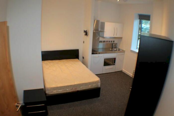 Studio To Rent In London Road, Sheffield, S2