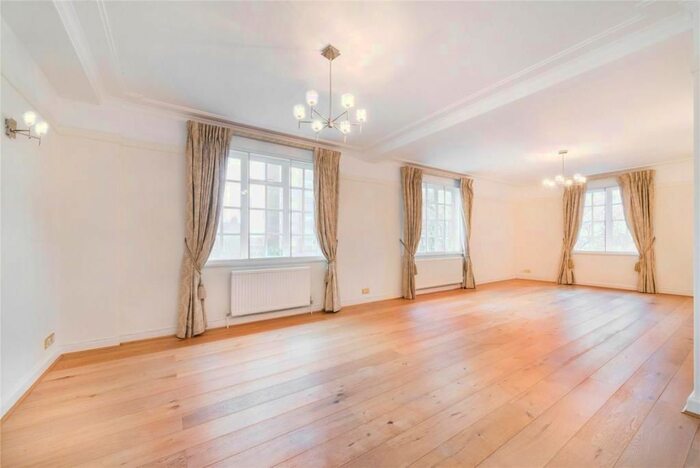4 Bedroom Flat To Rent In Maida Vale, Cropthorne Court, London, W9