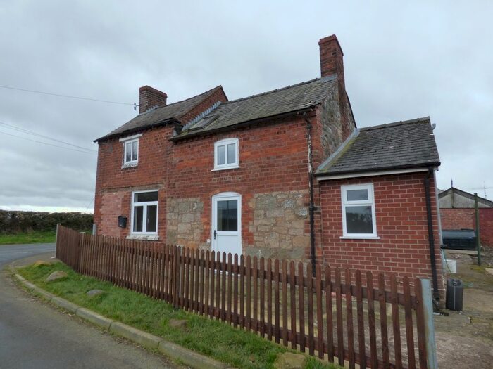 2 Bedroom Detached House To Rent In Brgedin, Sarnau, Llanymynech, SY22