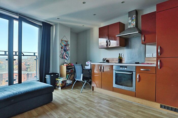 1 Bedroom Flat For Sale In Cross Green Lane, Leeds, West Yorkshire, LS9
