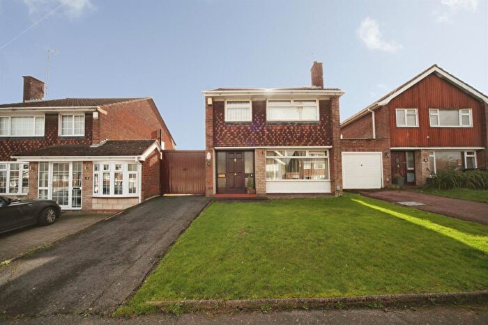 3 Bedroom Detached House For Sale In Seabrook, Luton, LU4