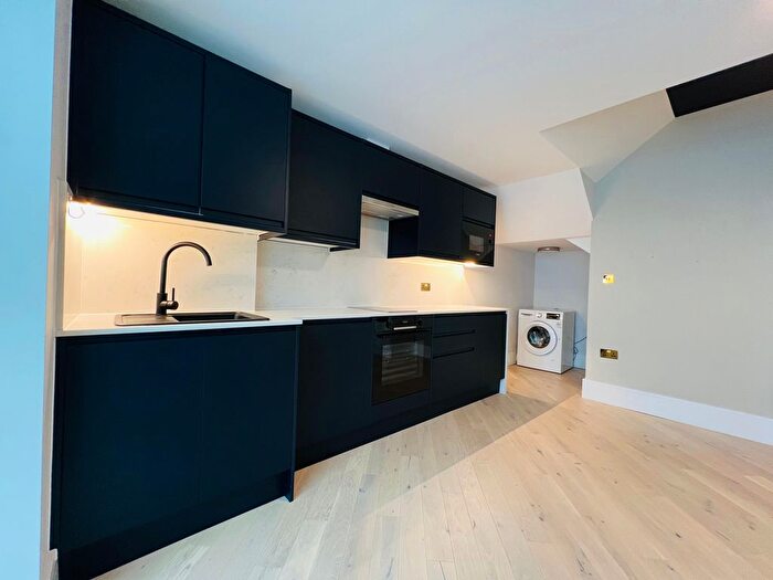 1 Bedroom Studio To Rent In Arka House, High Road, Whetstone, London, N20