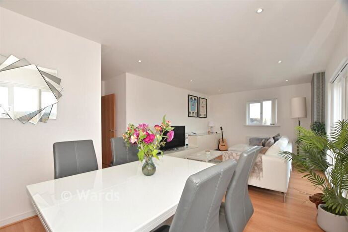 2 Bedroom Apartment For Sale In Westwood Drive, Canterbury, Kent, CT2