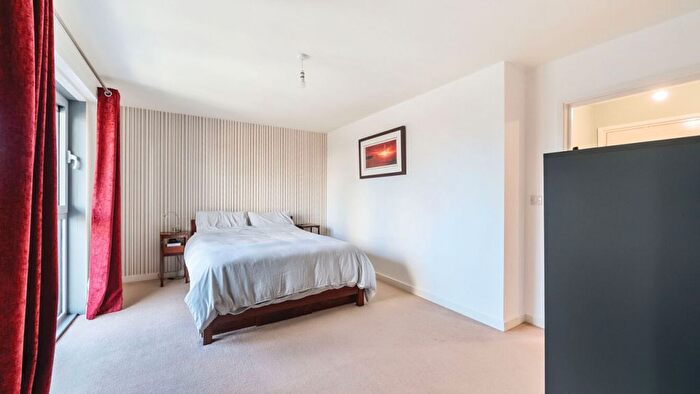 1 Bedroom Flat For Sale In Biggerstaff Rod, Stratford, E15