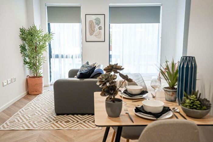 Apartment To Rent In Rockingham Street, Sheffield, S1