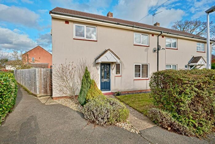 2 Bedroom Semi Detached House For Sale In Belle Isle Crescent, Brampton, Huntingdon, PE28