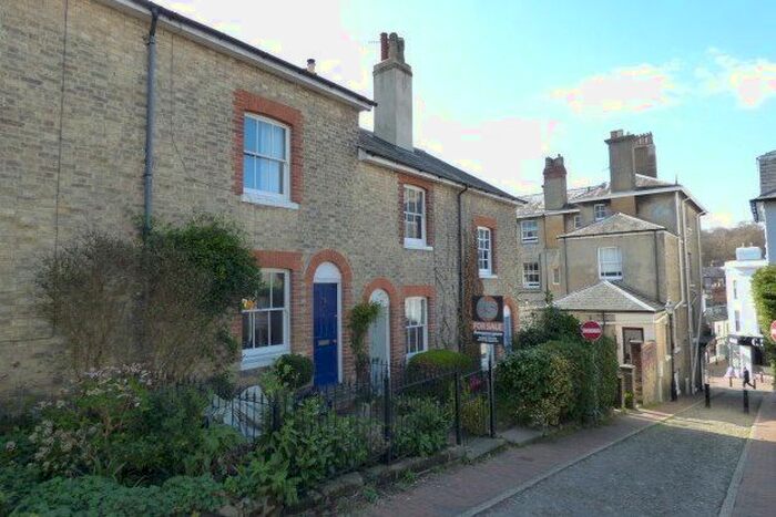 3 Bedroom Terraced House To Rent In Warwick Road, Tunbridge Wells TN1