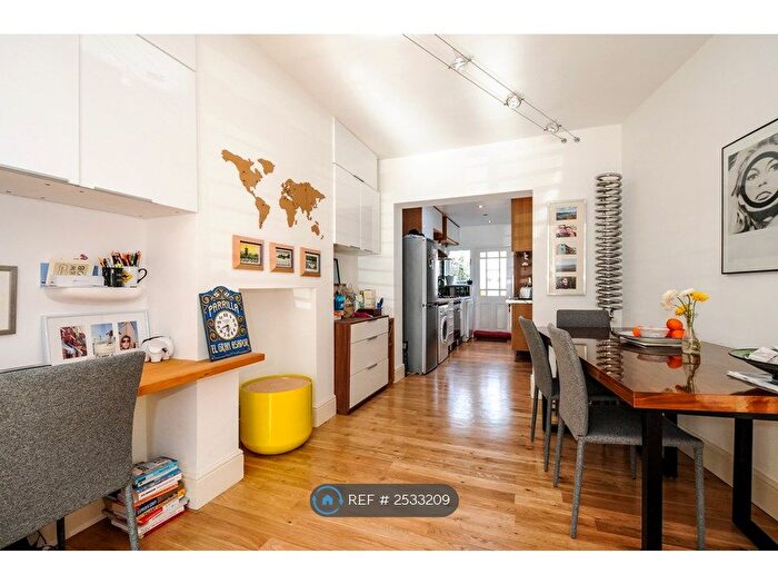 1 Bedroom Maisonette To Rent In Clarence Road, London, SW19