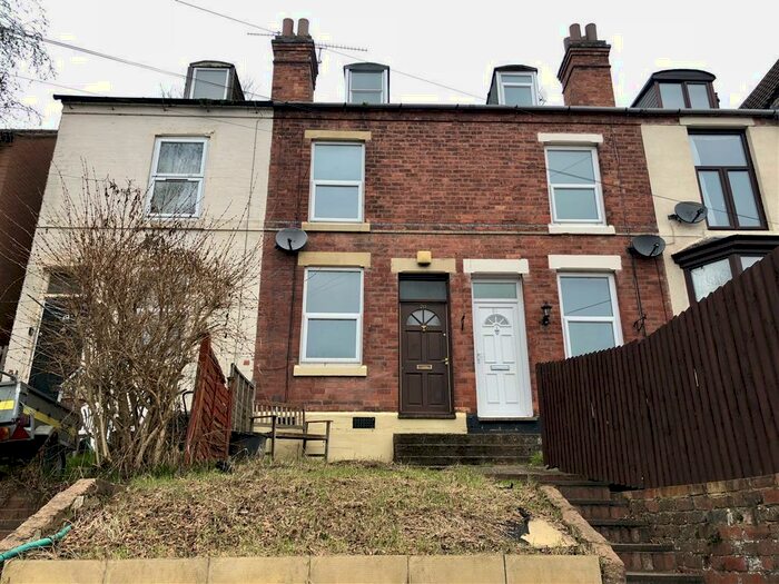 3 Bedroom House To Rent In Cherry Orchard, Kidderminster, Kidderminster, DY10