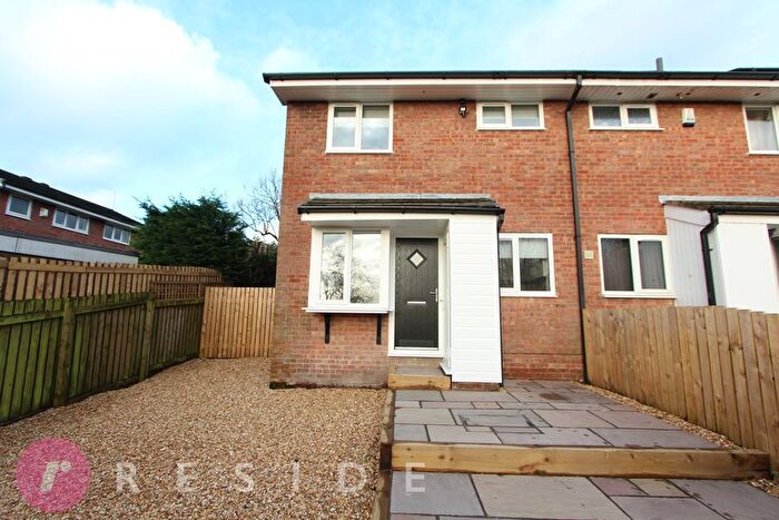 1 Bedroom Town House To Rent In Tulip Gorve, Shawclough, Rochdale, OL12