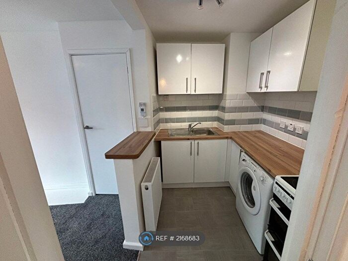 1 Bedroom Flat To Rent In Kirkby Road, Sutton-In-Ashfield, NG17