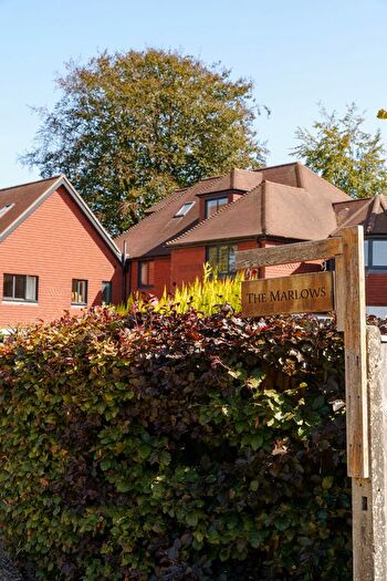 4 Bedroom Semi-Detached House For Sale In School Lane, Hadlow Down, TN22