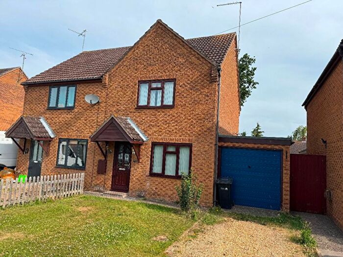 2 Bedroom Semi-Detached House To Rent In Wistaria Road, Wisbech, PE13