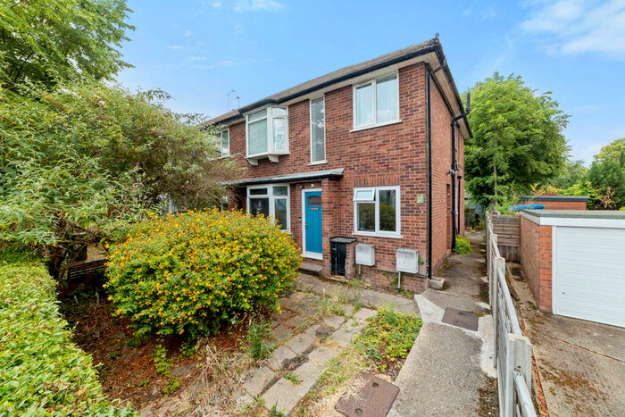 2 Bedroom Maisonette To Rent In Wellington Road, Wanstead, E11