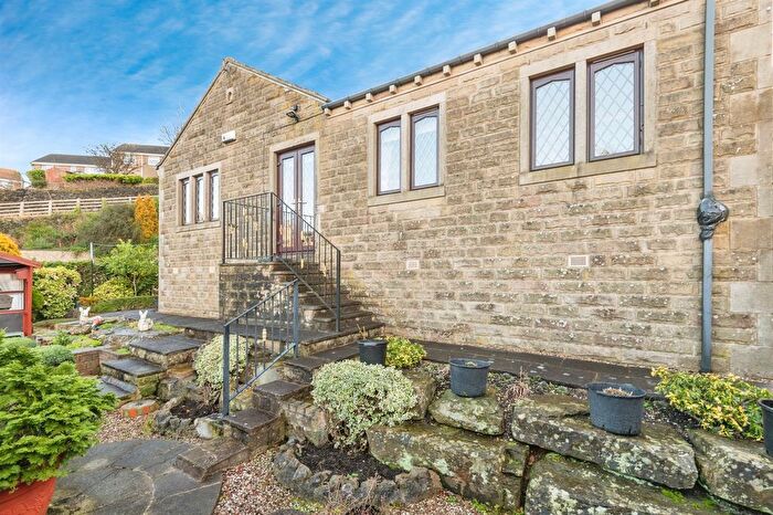 3 Bedroom Detached Bungalow For Sale In Town End View, Holmfirth, HD9