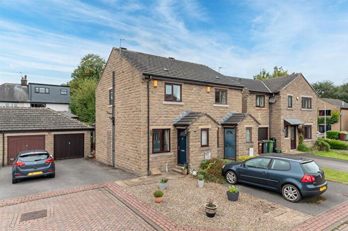 2 Bedroom Property For Sale In Riverdale Court, Otley, LS21