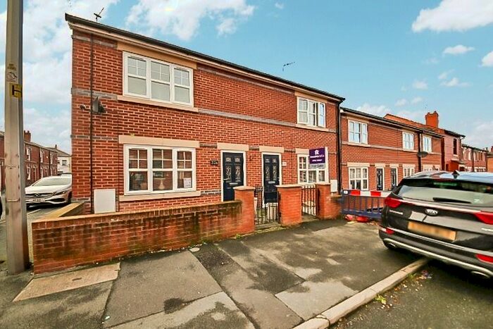 3 Bedroom Mews House To Rent In Kendal Street, Wigan, Lancashire, WN6