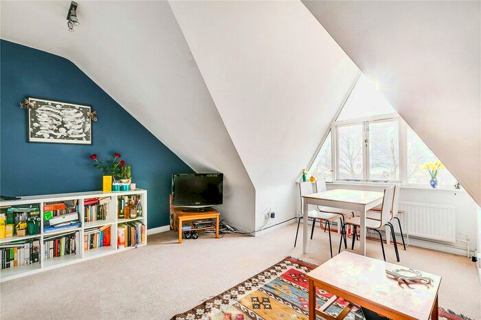 1 Bedroom Flat To Rent In Brondesbury Road, Queen's Park, London, NW6