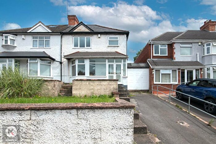 3 Bedroom Semi-Detached House For Sale In Warwick Road, Acocks Green, B27