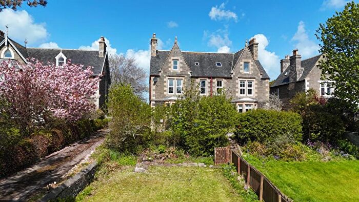 6 Bedroom Semi-Detached House For Sale In Miller Avenue, Wick. Caithness, KW1