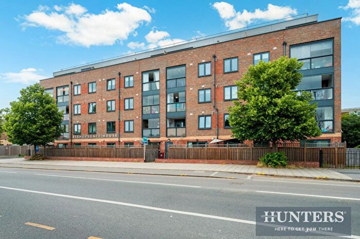 1 Bedroom Flat For Sale In - Staines Road, Hounslow, TW4