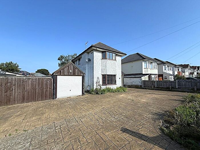 Detached House For Sale In Harbour Hill Road, Oakdale, Poole, BH15