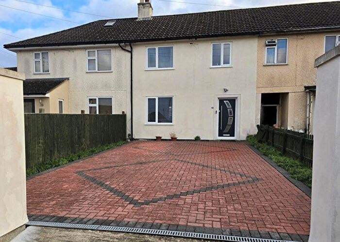 3 Bedroom Terraced House For Sale In Coronation Road, Wroughton, Swindon, SN4