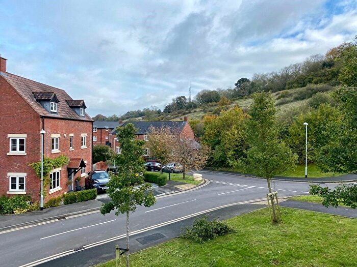4 Bedroom Terraced House To Rent In Vespasian Road, Marlborough, SN8