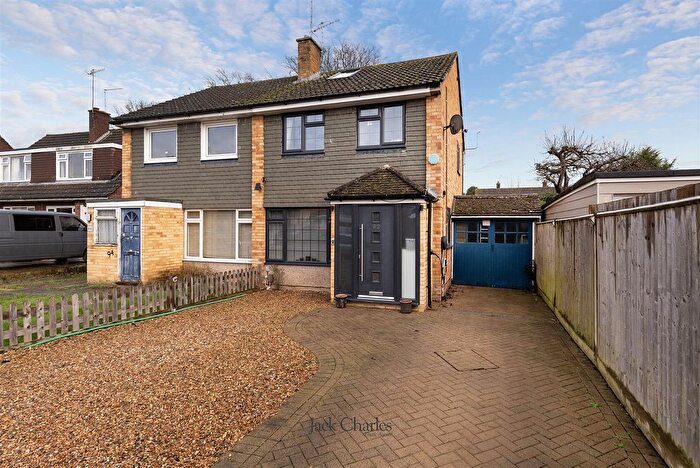 3 Bedroom Semi Detached House For Sale In Darwin Drive, Tonbridge, TN10