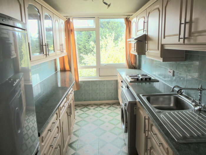 2 Bedroom Apartment To Rent In Kirby Close, Hainault, IG6