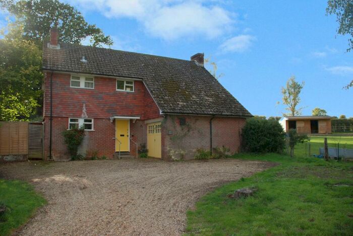 3 Bedroom Detached House For Sale In Minstead, Lyndhurst, SO43