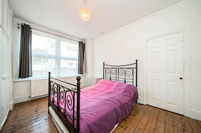 1 Bedroom Apartment To Rent In Bruce Road, Mitcham, CR4