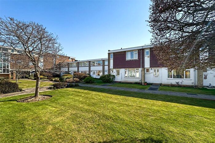 3 Bedroom End Of Terrace House For Sale In Arundel Garden, Rustington, Littlehampton, West Sussex, BN16