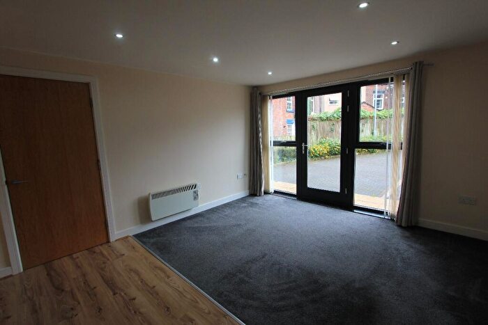 1 Bedroom Flat For Sale In Lockside View, Stalybridge, SK15