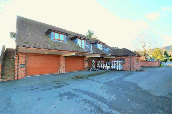 3 Bedroom Flat To Rent In Cotswold View, Lake House, Peachfield Road, Malvern, WR14