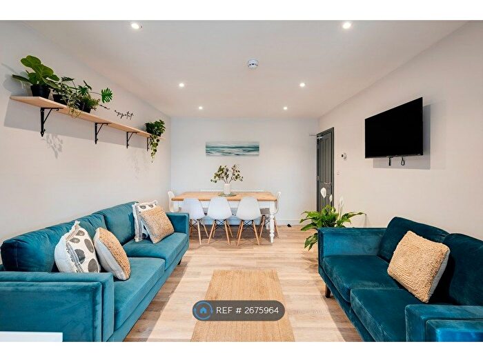 8 Bedroom Semi Detached House To Rent In Mackie Grove, Filton, Bristol, BS34