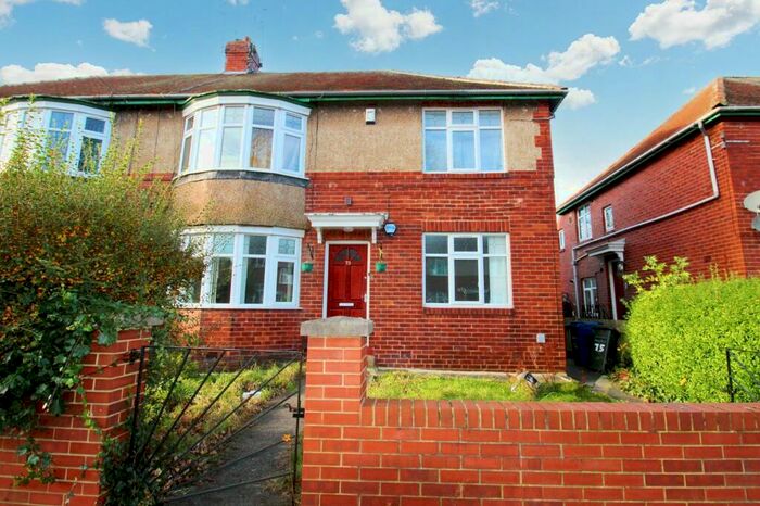 2 Bedroom Flat To Rent In Strathmore Road, Gosforth, Newcastle Upon Tyne, Tyne And Wear, NE3