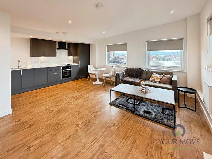 1 Bedroom Flat For Sale In Nelson Street, Bolton, Greater Manchester, BL3