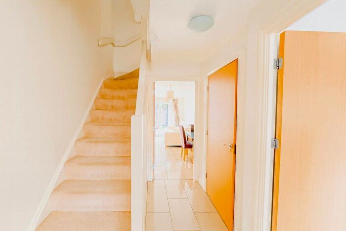 4 Bedroom End Of Terrace House To Rent In Cuddington Avenue, Worcester Park, KT4