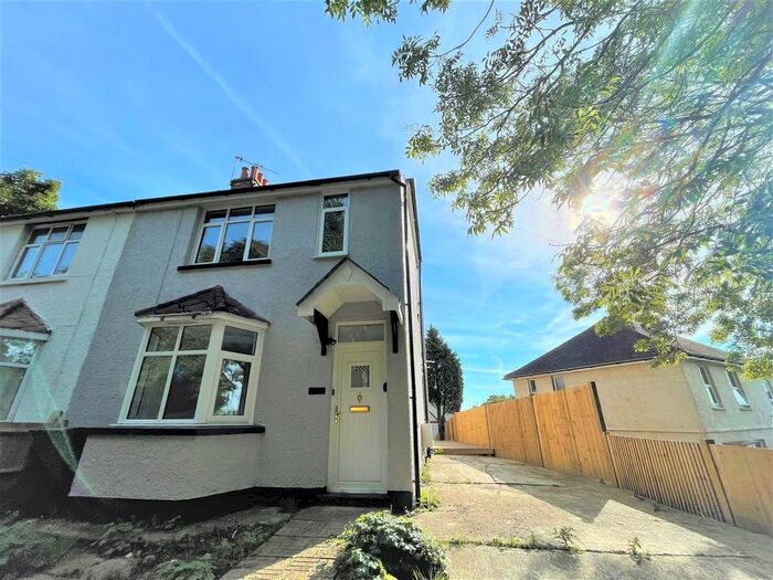 3 Bedroom Semi-Detached House To Rent In Old Church Road, St. Leonards-On-Sea, TN38