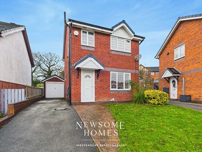 3 Bedroom Detached House For Sale In Tan Y Felin, Greenfield, CH8