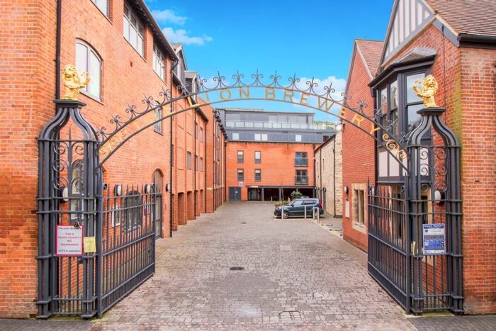 2 Bedroom Apartment To Rent In St Thomas Street, City Centre, OX1