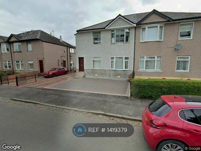 3 Bedroom Flat To Rent In Tannadice Avenue, Glasgow, G52