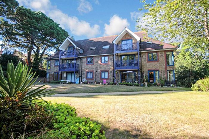 2 Bedroom Flat For Sale In West Overcliff Drive, West Cliff, BH4