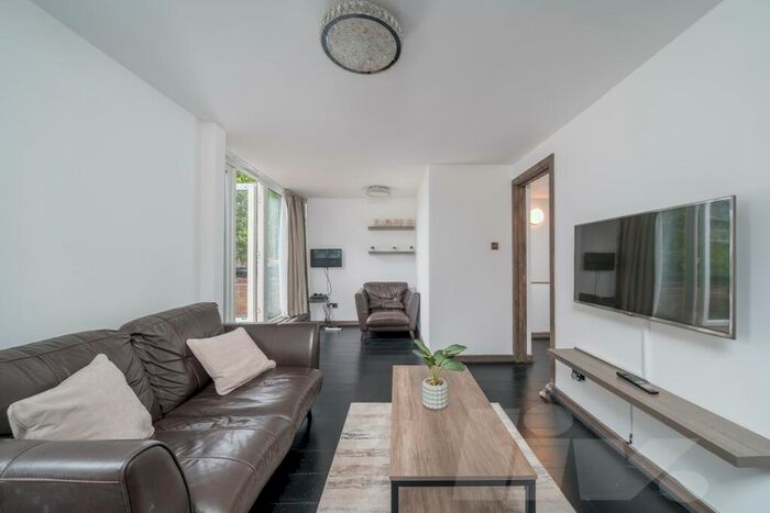 2 Bedroom Maisonette To Rent In Alexandra Place, St John's Wood, NW8