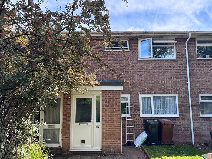 1 Bedroom Flat To Rent In Carew Road, Tiverton, EX16