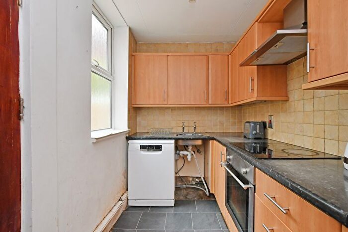 3 Bedroom Terraced House For Sale In Plymouth Road, Abbeydale, Sheffield, S7