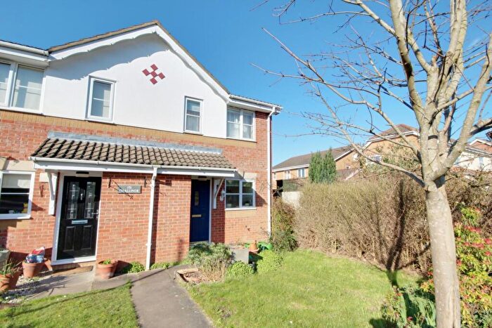 2 Bedroom End Of Terrace House To Rent In Challinor Church Langley Harlow Essex, CM17