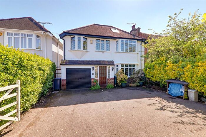 5 Bedroom Detached House For Sale In Poulters Lane, Thomas A Becket, Worthing, BN14